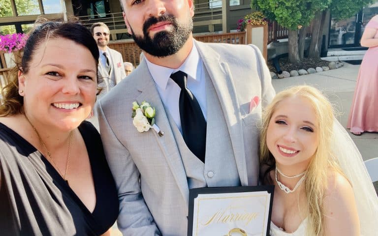 wedding officiant, vow renewal ceremony